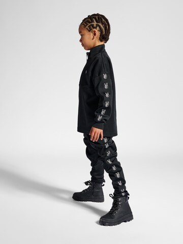 SOMETIME SOON Tapered Broek in Zwart