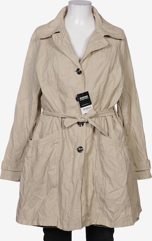 Betty Barclay Mantel 4XL in Beige: Vorderseite