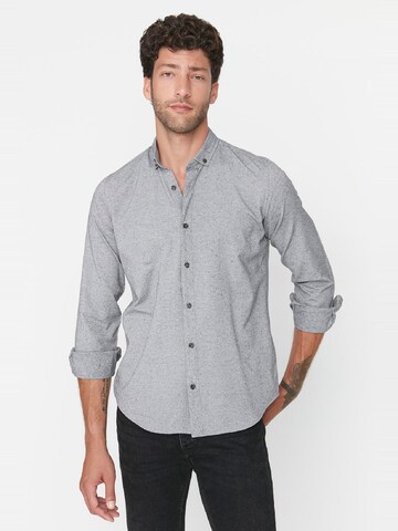 Trendyol Средняя посадка Рубашка в Серый: спереди