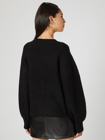 Hoermanseder x About You Pullover 'Grace' in Schwarz