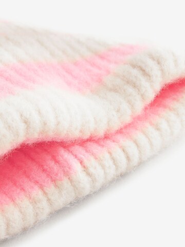 Next Beanie in Beige