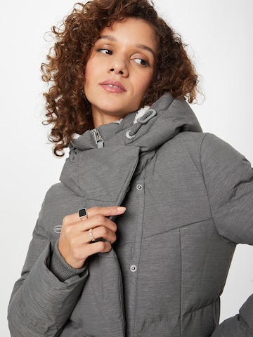 Manteau d’hiver 'Pavla' Ragwear en gris