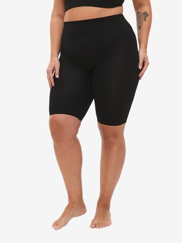 Skinny Leggings de la Zizzi pe negru: față