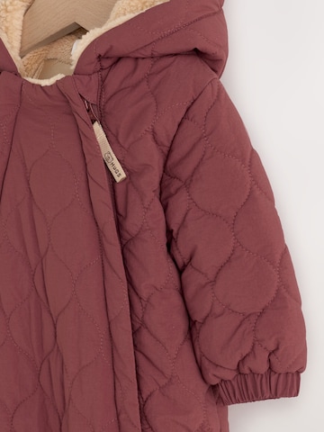 Ensemble Next en rouge