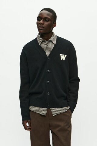 DOUBLE A Strickjacke 'Tay' in Schwarz: Vorderseite