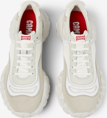 Baskets basses 'Pelotas Mars' CAMPER en blanc