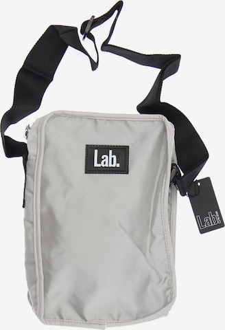 Lab. Bag in One size in Grey: front
