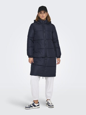 Manteau d’hiver ONLY en bleu : devant