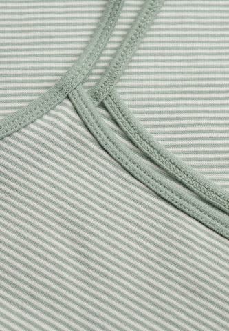 Superdry & Co Top 'Athletic Essentials' in Groen