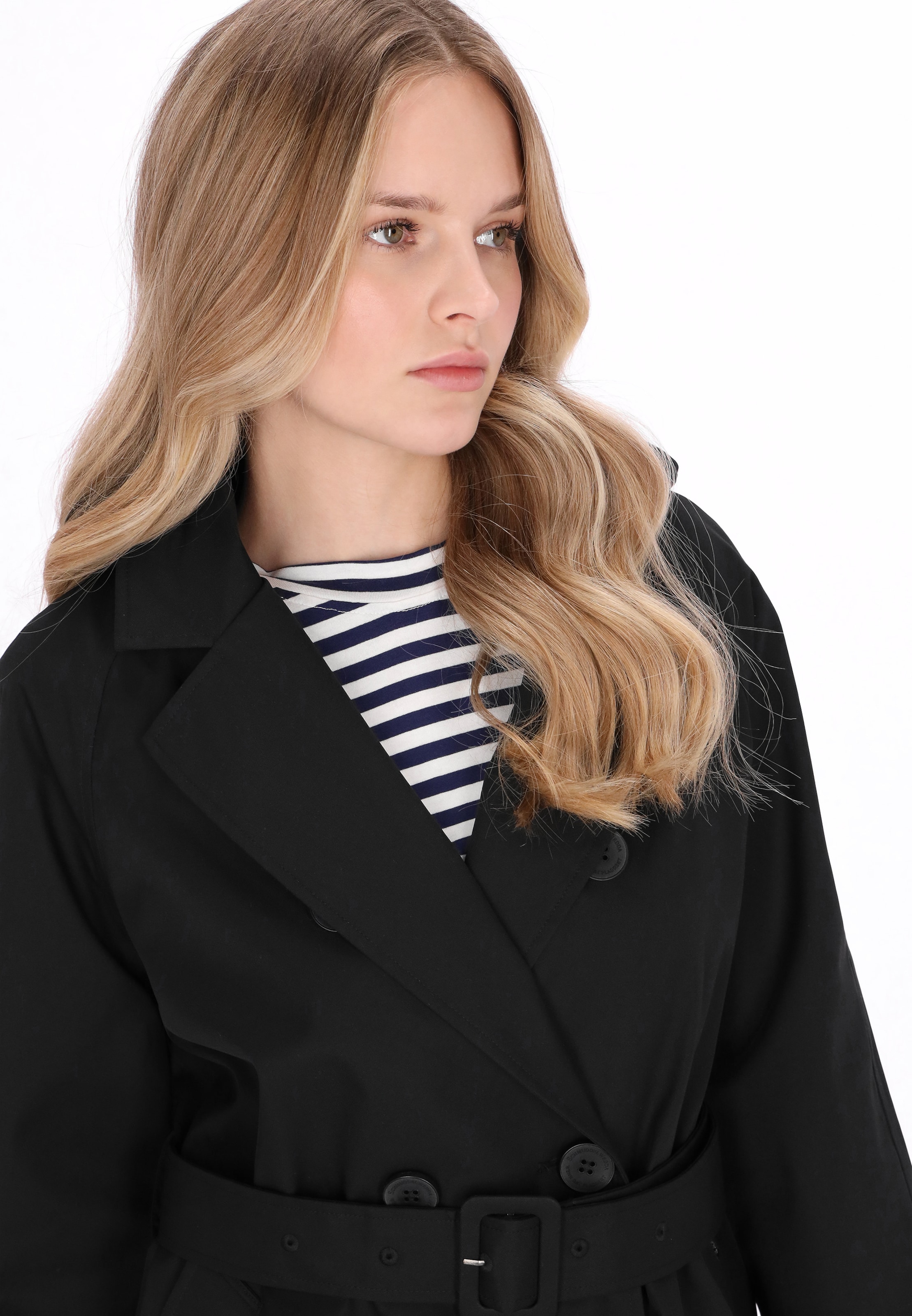 Schmuddelwedda - Abrigo funcional en negro