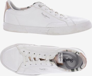 Pepe Jeans Sneakers & Trainers in 39 in White: front