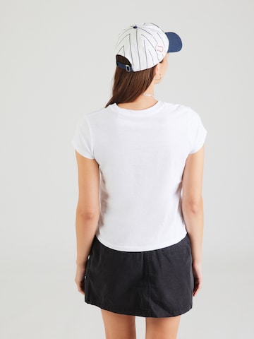 LEVI'S ® Μπλουζάκι 'AUTHENTIC' σε λευκό