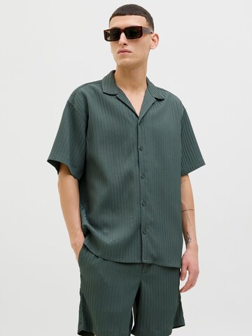 JACK & JONES Comfort fit Button Up Shirt in Green: front
