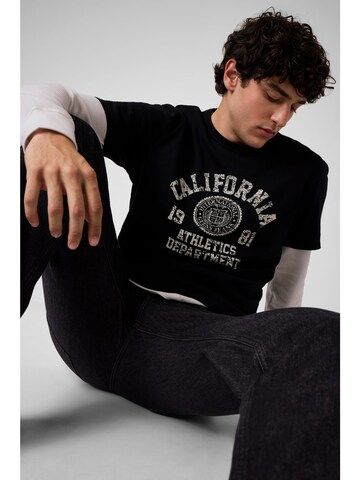 GUESS T-Shirt in Schwarz