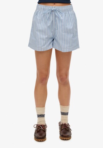 Superdry Regular Broek in Blauw: voorkant
