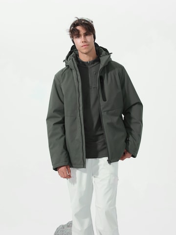 Youthup Winter Jacket in Green: front