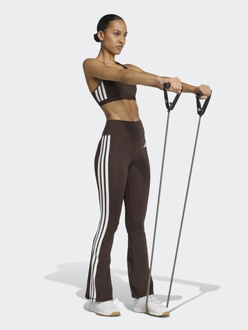 évasé Pantalon de sport 'ESS' ADIDAS PERFORMANCE en marron