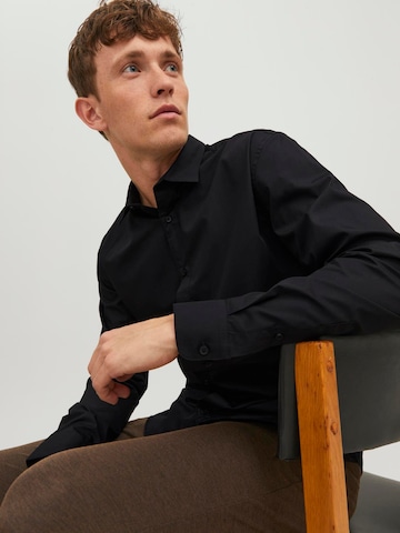 JACK & JONES Слим Рубашка 'JJJOE' в Черный