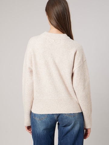 Deeluxe Pullover‌‌‌‌ in Beige
