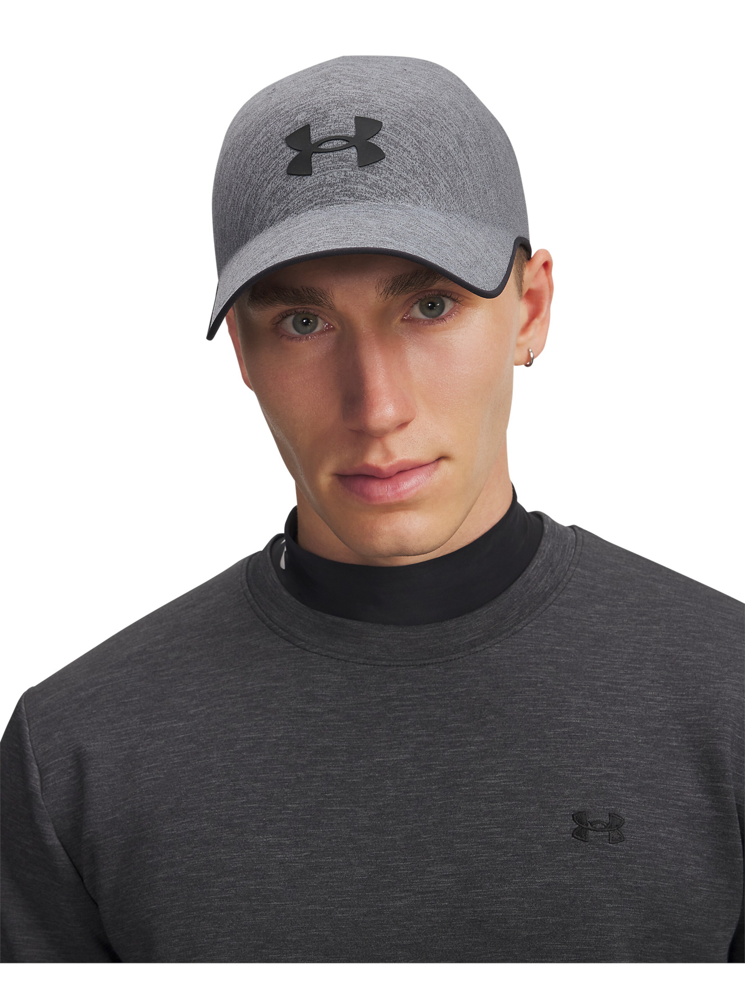 UNDER ARMOUR Sports cap in Grey: front
