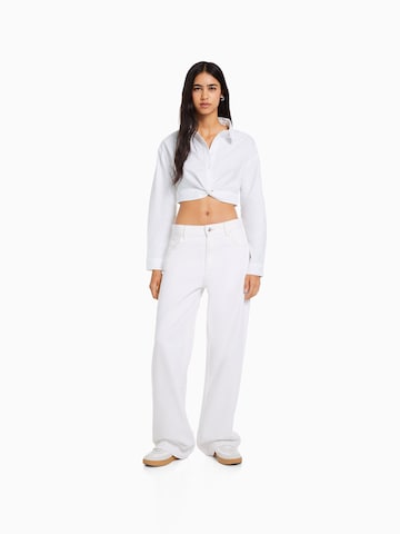 Chemisier Bershka en blanc