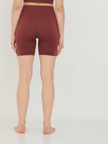 Skinny Pantaloni 'Elisa' di ABOUT YOU x Sofia Tsakiridou in marrone