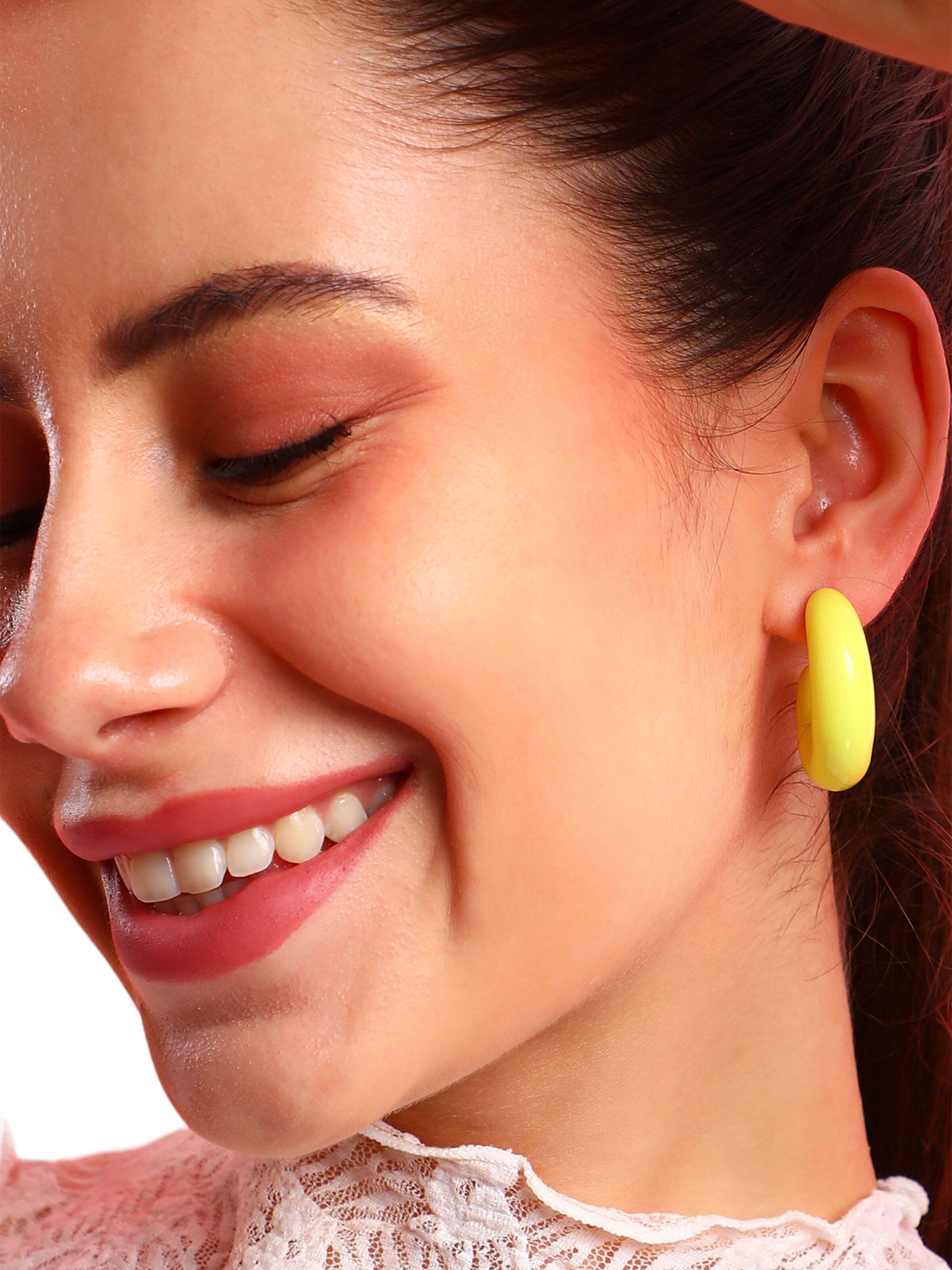 SOHI Серьги 'Hazra' в Желтый: спереди