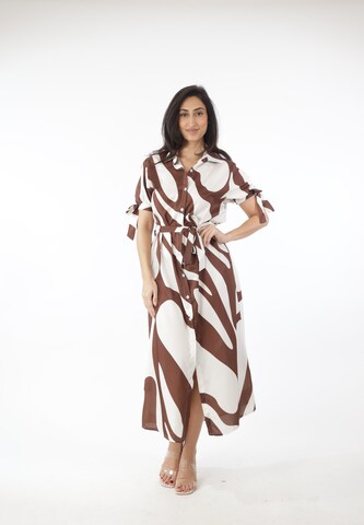 Elara Kjole i brun: forside