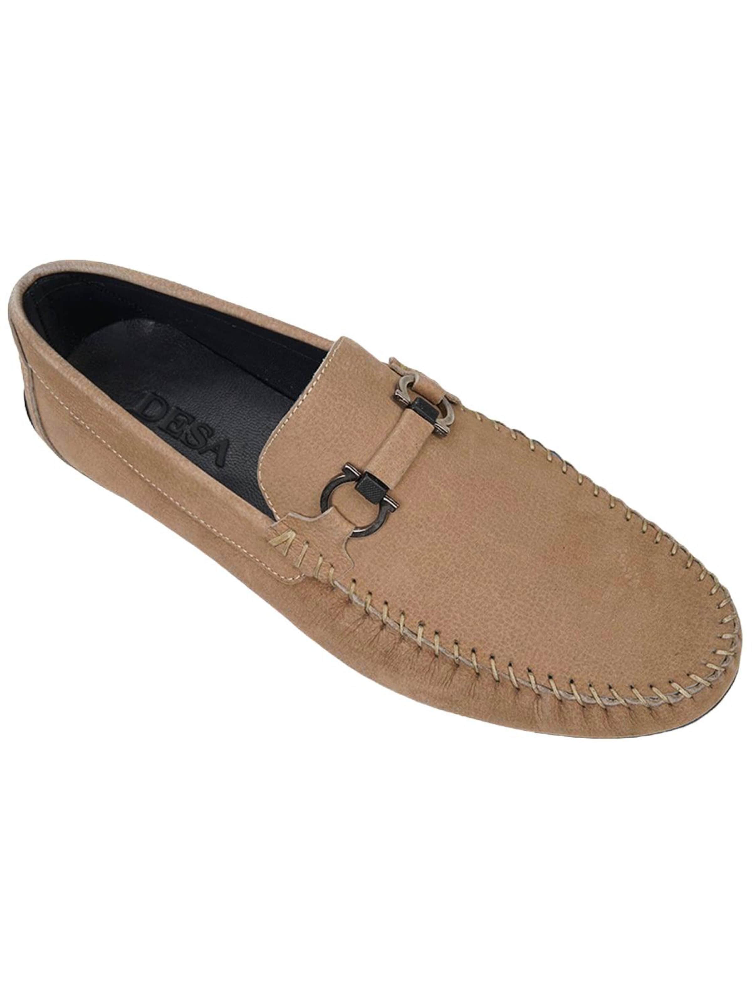 Desa Slip-ons in Beige: front