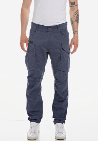 REPLAY Regular Cargo Pants 'JOE' in Blue: front