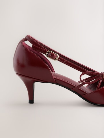 Next Pumps in Rot