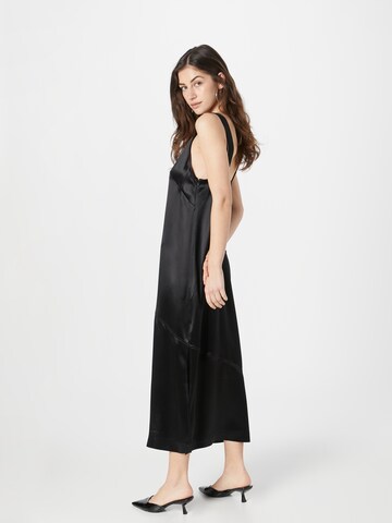 Calvin Klein Večerné šaty 'NAIA' - Čierna