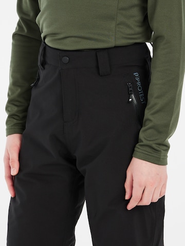PROTEST Regular Sporthose 'PRTSTERIO JR'‌‌‌‌‌‌‌‌‌‌ in Schwarz