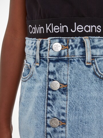 Calvin Klein Jeans Bluser & t-shirts 'Punto' i sort