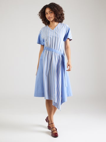 Rochie de la 3.1 Phillip Lim pe albastru: față