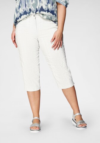 KjBRAND Regular Pants in White: front