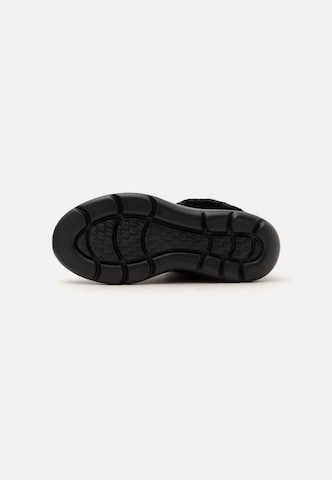 SKECHERS Šněrovací kozačky 'ON-THE-GO ENCORE' – černá