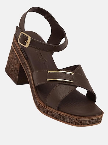 Limoya Sandals in Brown: front