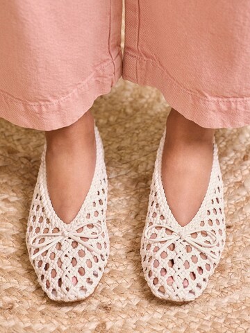 love & roses - Bailarina en beige