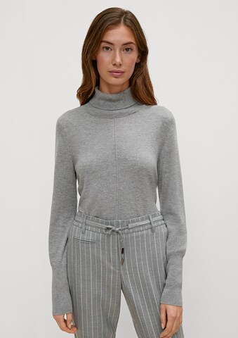 comma casual identity Pullover in Grau: Vorderseite