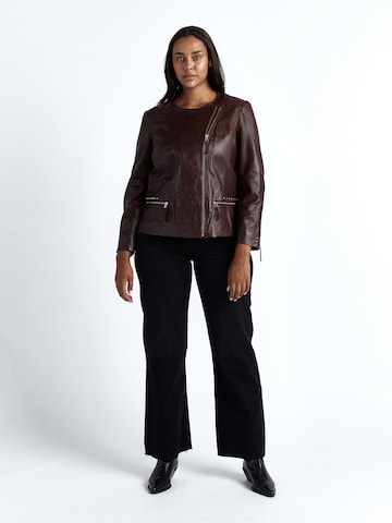 JCC Tussenjas in Rood