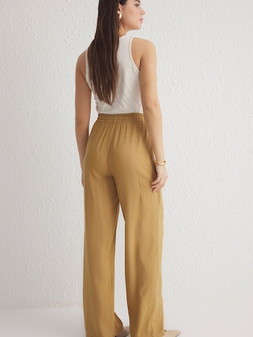 Trendyol Широкий Штаны в Бежевый