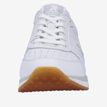 Sneaker low de la Rieker EVOLUTION pe alb