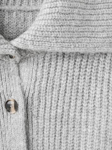 Cardigan 'ESTI' MANGO en gris