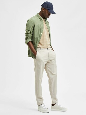 Effilé Pantalon chino 'York' SELECTED HOMME en beige