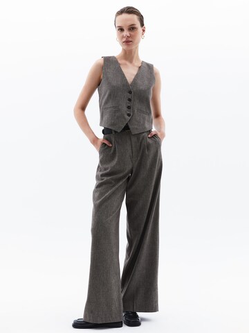 OXXO Regular Trousers in Grey