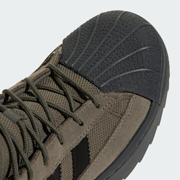 ADIDAS ORIGINALS - Botas 'Superstar' en verde