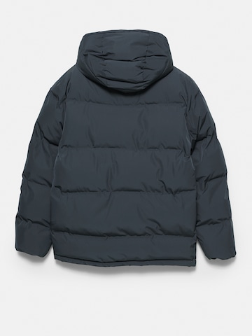 Pull&Bear Winter jacket in Blue