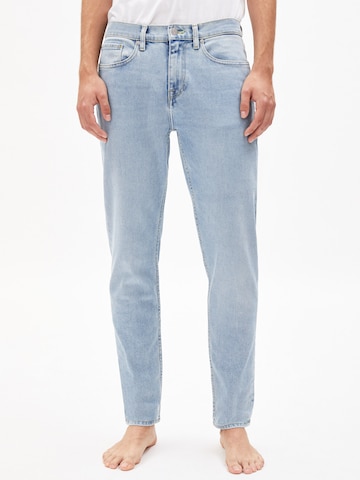 ARMEDANGELS Regular Jeans 'Aro' in Blue: front