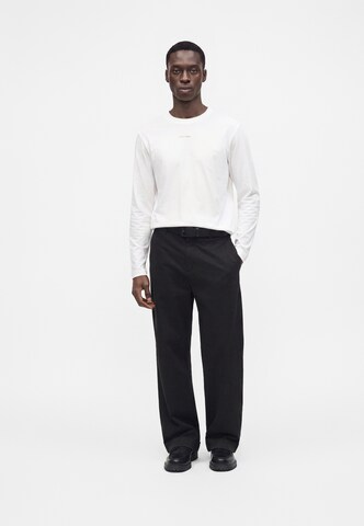 Tricou 'EASY' de la Calvin Klein Jeans pe alb